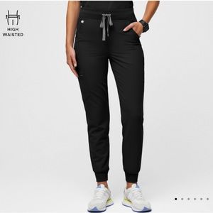 NWOT Figs High Waisted Zamora Jogger Scrub Pants Petite